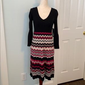 New Nine West lightweight sweater dress., SZ M